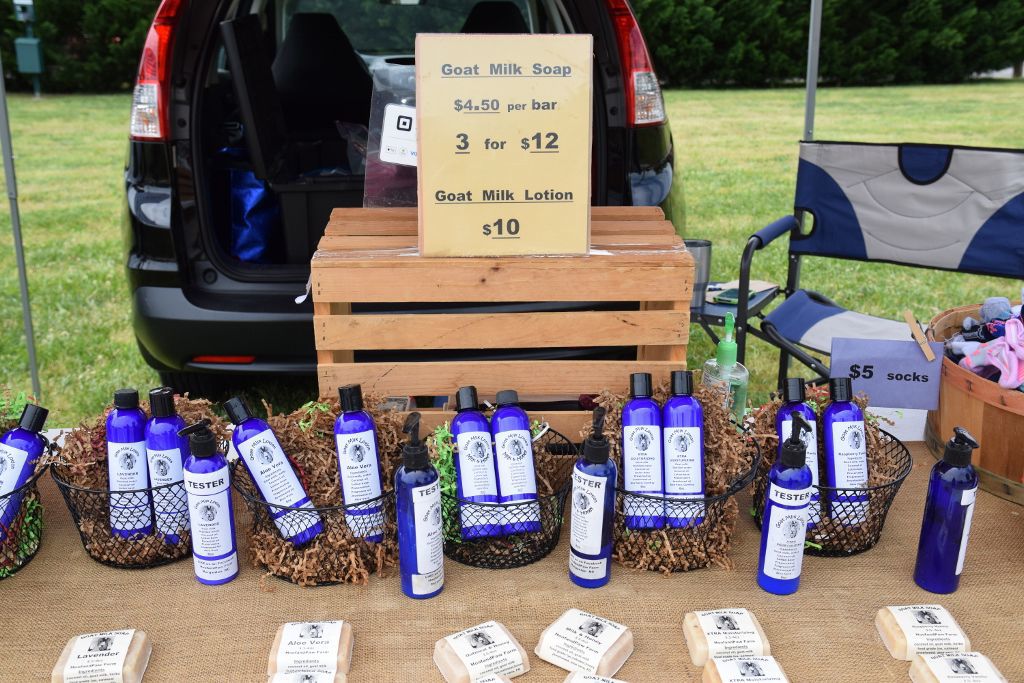 5-13-20 farmers market 039 (1024x683).jpg